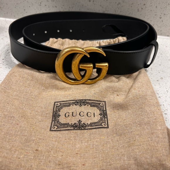 Gucci Black and Gold Belt with Signature GG Buckle - Picture 1 of 1